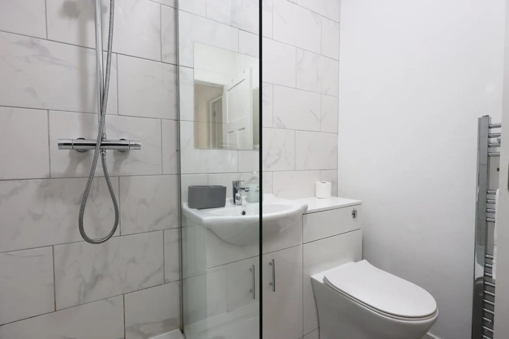 Cozy Pontcanna Escape With Double Beds And Wifi Кардифф